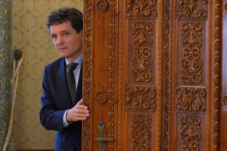 Scenariu-bombă. Coaliție PNL-USR-AUR, pentru demiterea lui Nicușor Dan