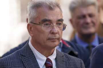 Atac dur de la AUR: Desemnarea lui Luca Niculescu ca premier, comparată cu tacticile regimului Carol al II-lea