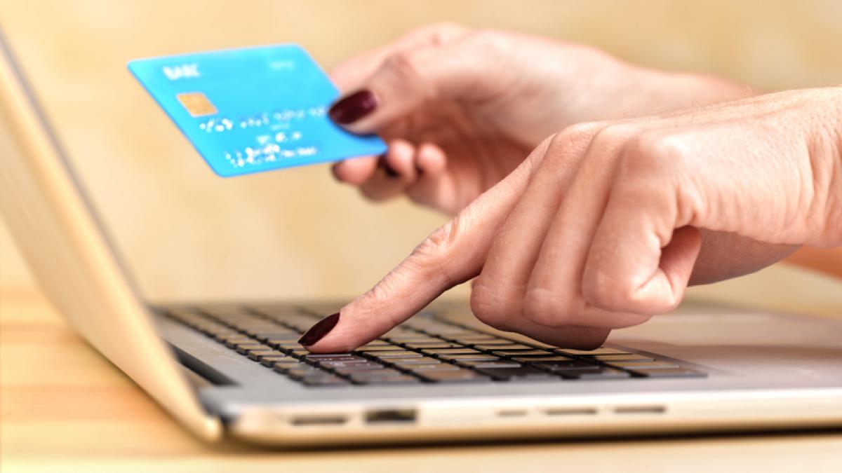 Banca îți poate bloca oricând contul dacă nu răspunzi la acest mesaj