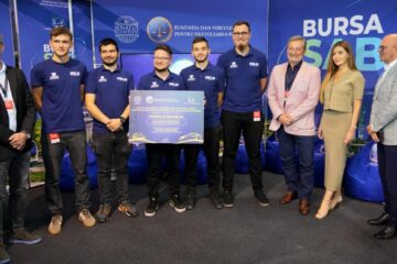 Bursa SAB 2026. Studenții români care au dus o mașină solară 2.700 km prin Australia au câștigat premiul de 5.000 de euro