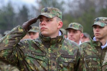 Campanie de dezinformare vizând armata: Nu se fac încorporări! Ordinul apărut în spațiul public este fals.