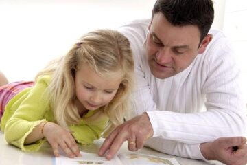Ce înseamnă un copil bine crescut? Viziunile diferite ale părinților din Generația Z, Millennials și Baby boomers