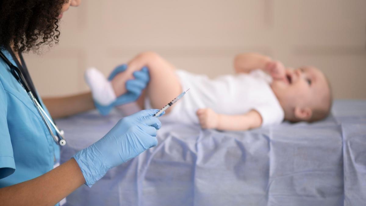 Începe distribuirea vaccinului BCG: Dozele pleacă joi către Direcțiile de Sănătate Publică