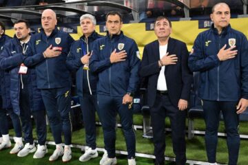 Gică Hagi a ales lotul României pentru meciul cu Polonia. Louis Munteanu s-a accidentat înaintea meciului