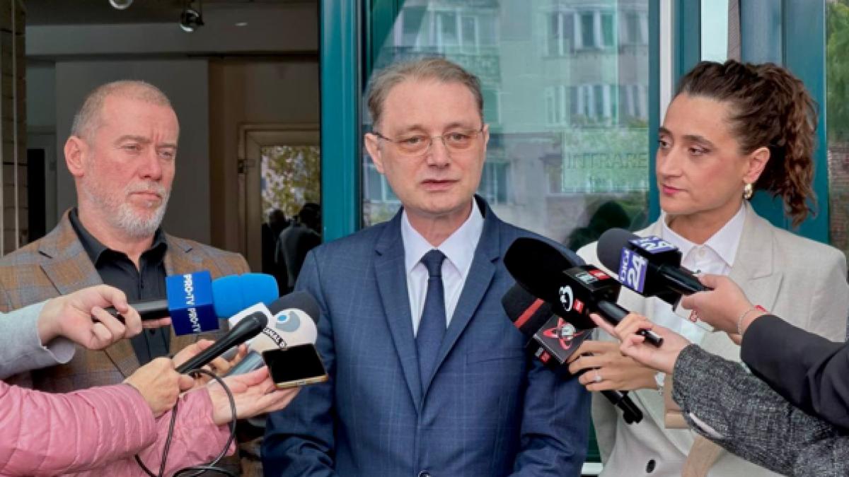 Premierul Luca Niculescu anunță negocieri avansate pentru achiziția rapidă de sisteme antidronă