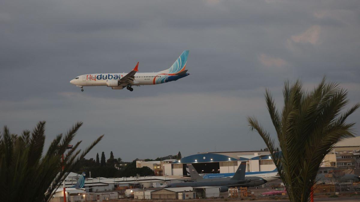 Noi informații despre atacul de la bordul avionului Flydubai. Cine este copilotul care a atacat comandantul aeronavei?