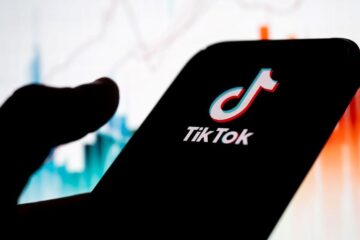 Noua meserie a generației TikTok. Cum ajung tinerii să câștige mii de euro din videclipuri de câteva secunde