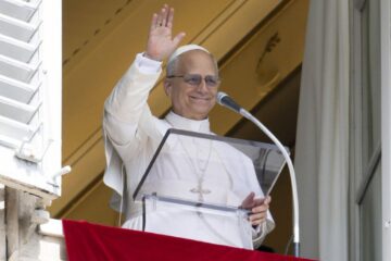 Premieră absolută la Vatican: Papa Leon al XIV-lea a votat prin corespondență la alegerile din SUA