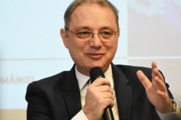 Presa internațională despre numirea lui Luca Niculescu: „Un diplomat chemat să pună capăt unui blocaj de 5 luni”