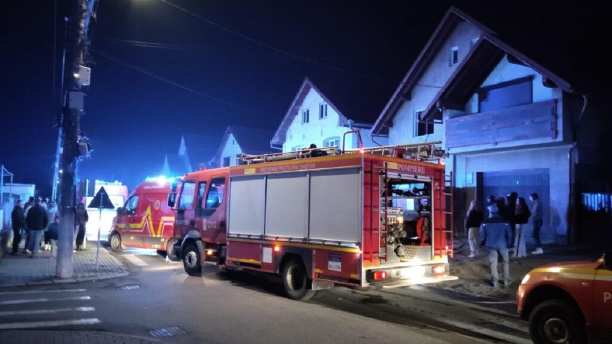Tragedia de la Tălmaciu: un reșou electric, cauza probabilă a incendiului în care au murit doi frați de 2 și 4 ani