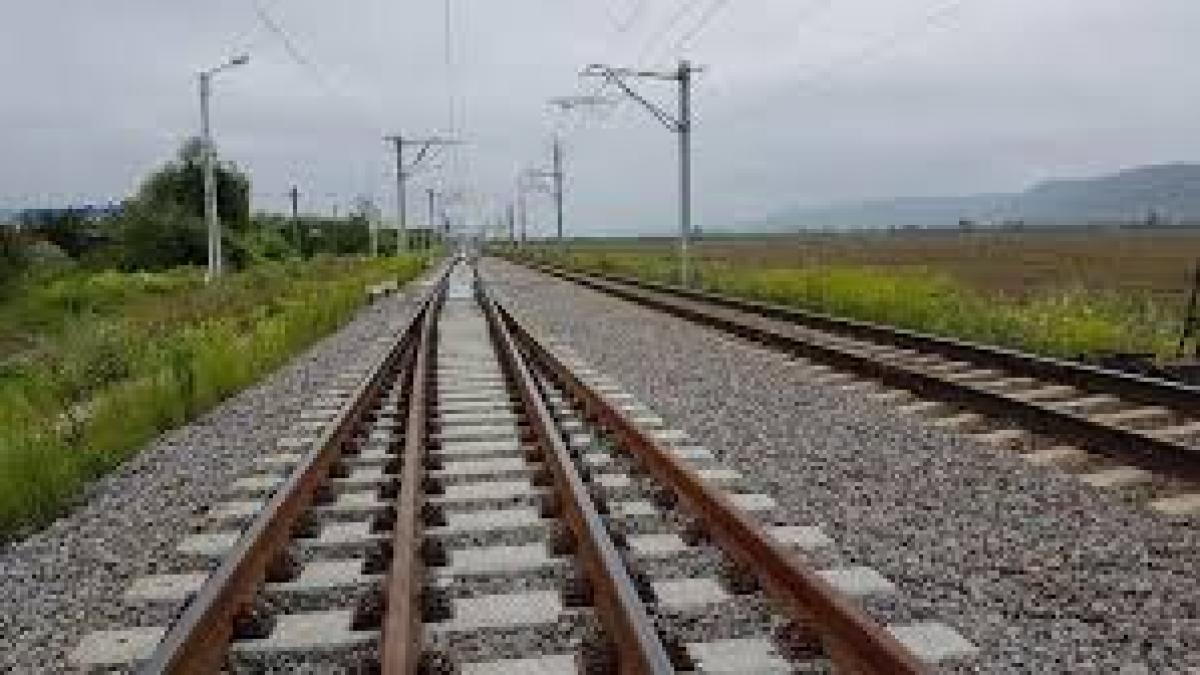 Trenurile spre Arad, Timișoara și Budapesta vor fi deviate. Când se revine la ruta normală