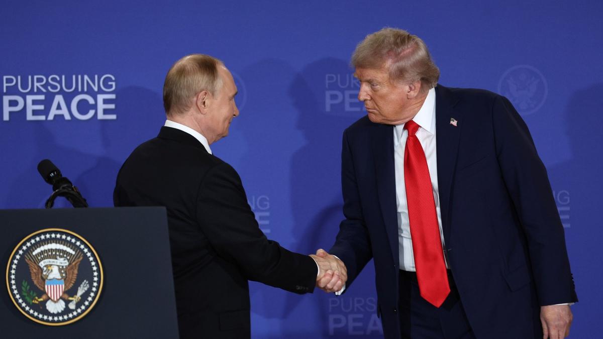 Trump îi face o nouă concesie lui Putin: suspendă sancțiunile de 500% împotriva Rusiei, cu două zile înainte de intrarea în vigoare
